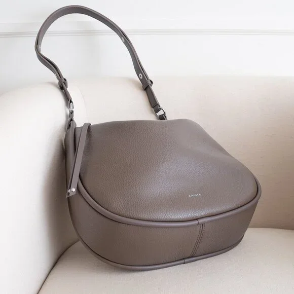 Marley Hobo in Wood Berry - Genuine Pebbled Leather - Picture 3 of 5